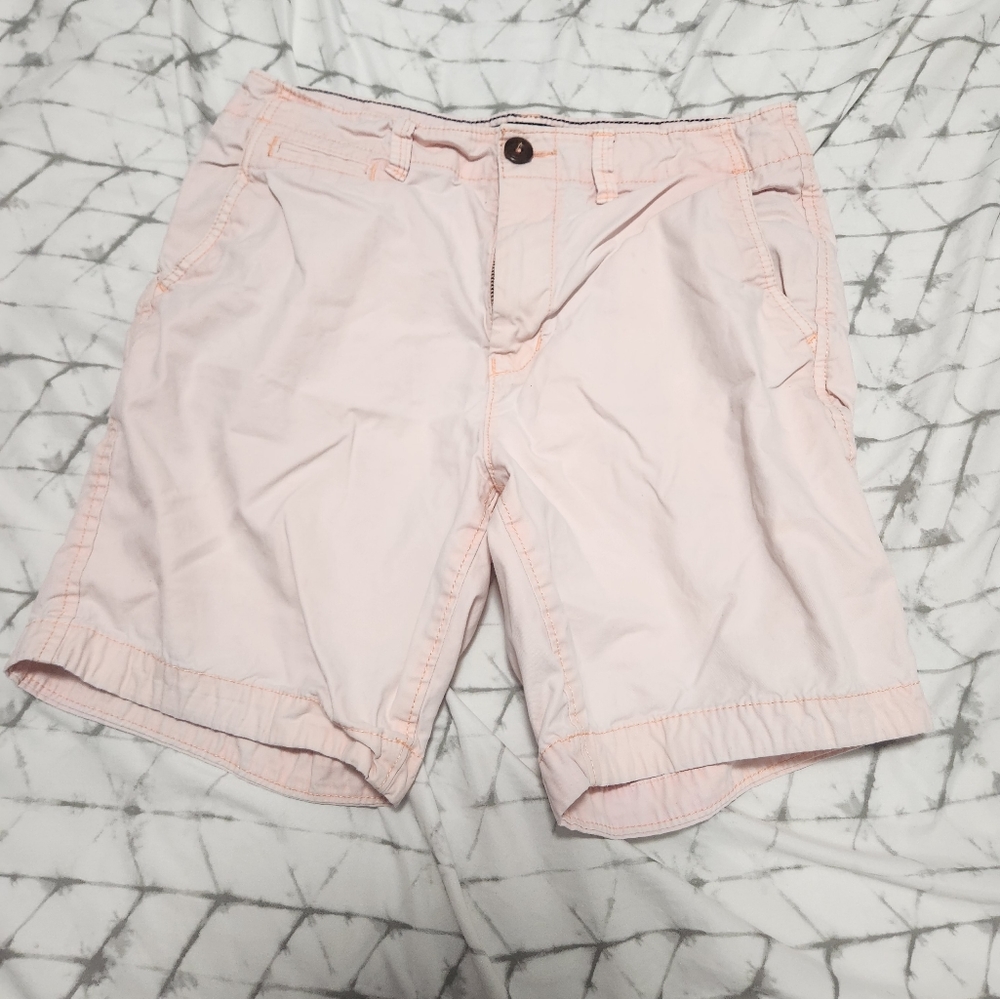 American Eagle size 30 waist peach shorts